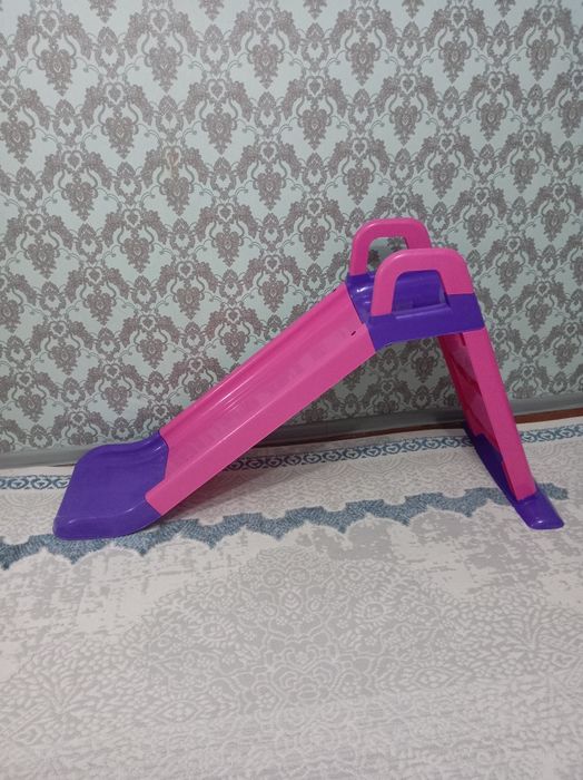 Продам горку детскую