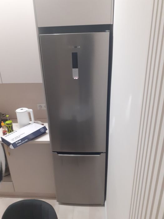 Продам холодильник HANSA