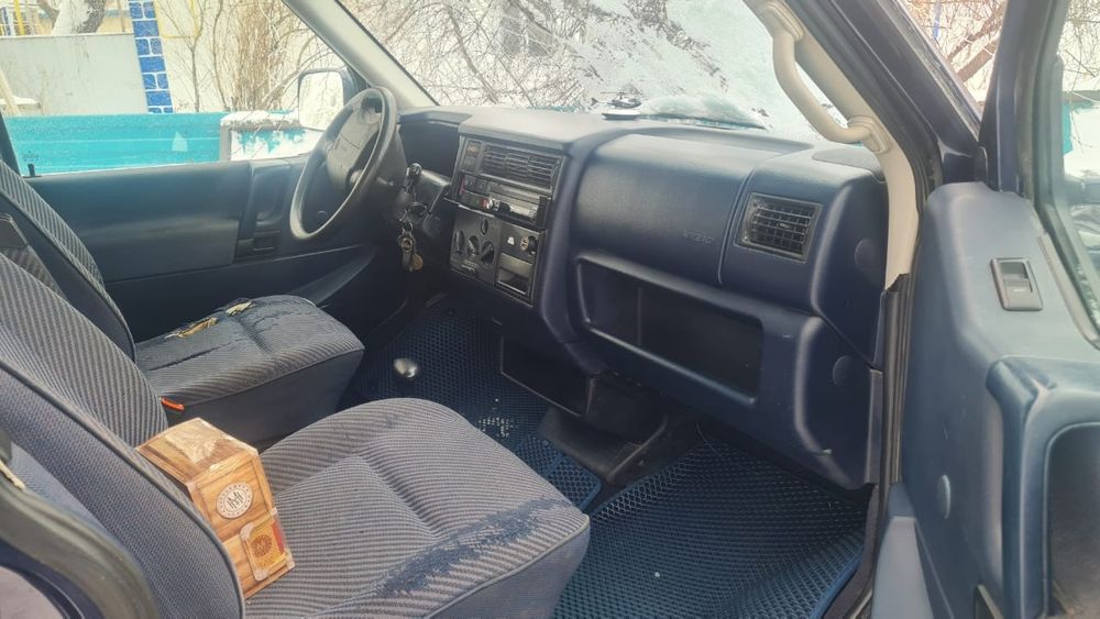 Продам Фольксваген Каравелла т4