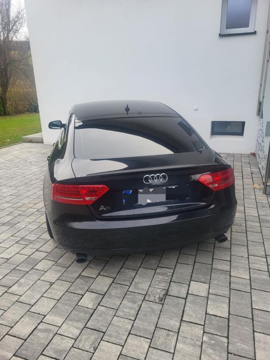 Audi A5 quattro.