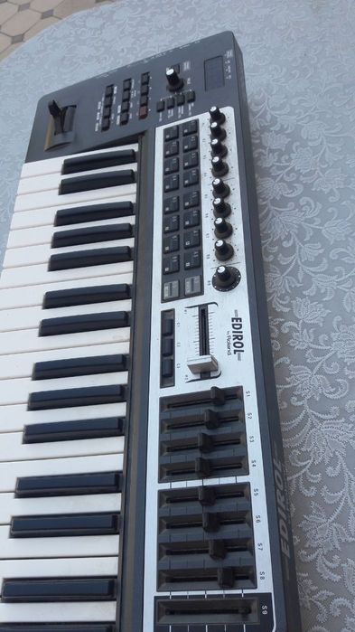 Roland Edirol midi sotiladi