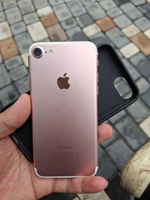 IPhone 7 в хорошем состоянии