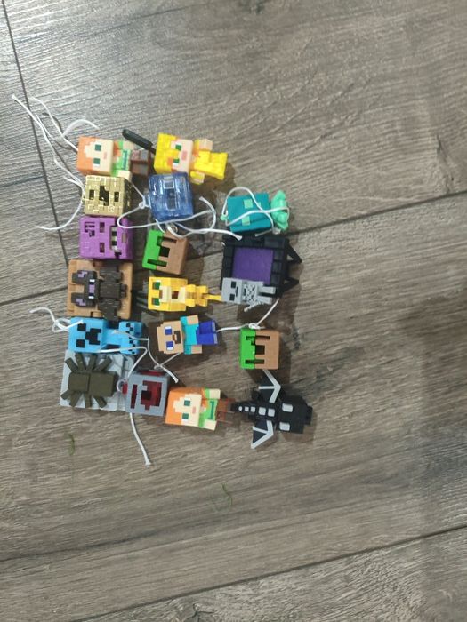 Майнкрафт фигурки коллекция киндр джой