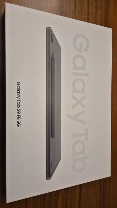 Таблет Samsung Tab S9 FE,  128GB, SIM card, като НОВ