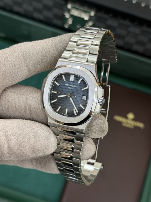 Patek Philippe Nautilus 5711a Blue Dial