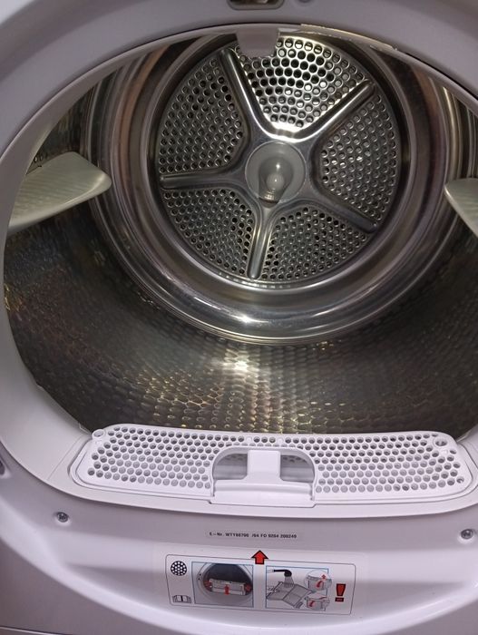 Сушилня с термопомпа Бош Bosch Home Professional  8кг А+++ с две години гаранция!