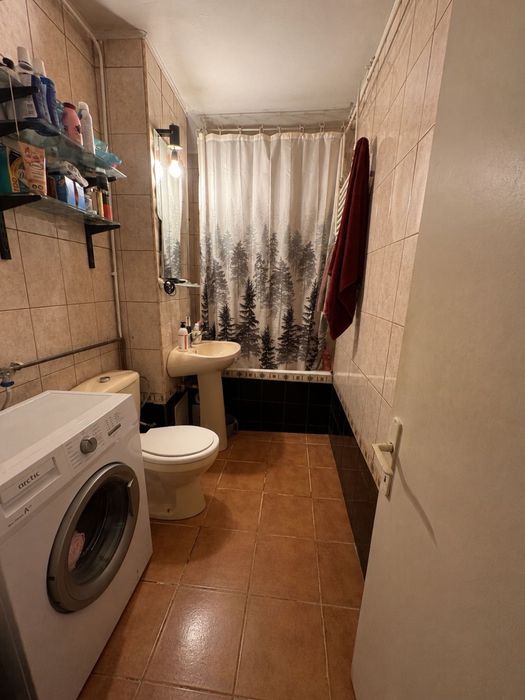 Apartament pe Mihai Viteazu,  cu 3 cam, de inchiriat
