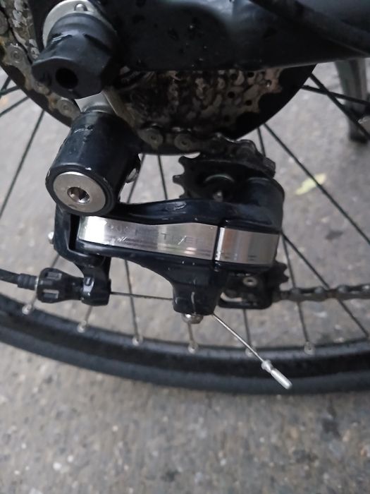 Bicicletă crescent gravel / cross, frâne disc, echipare Shimano Metrea