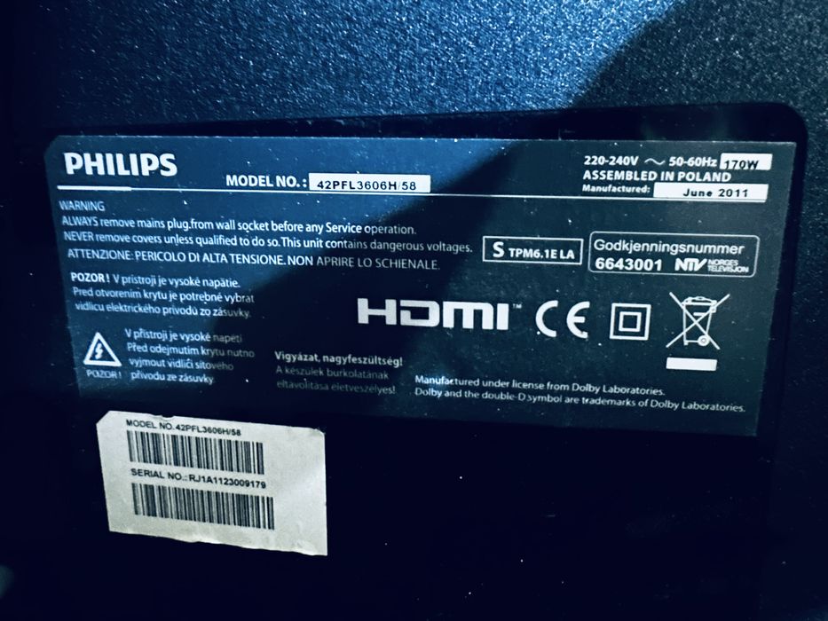 PHILIPS  телевизор в рабочем состоянии 105 диагональ
