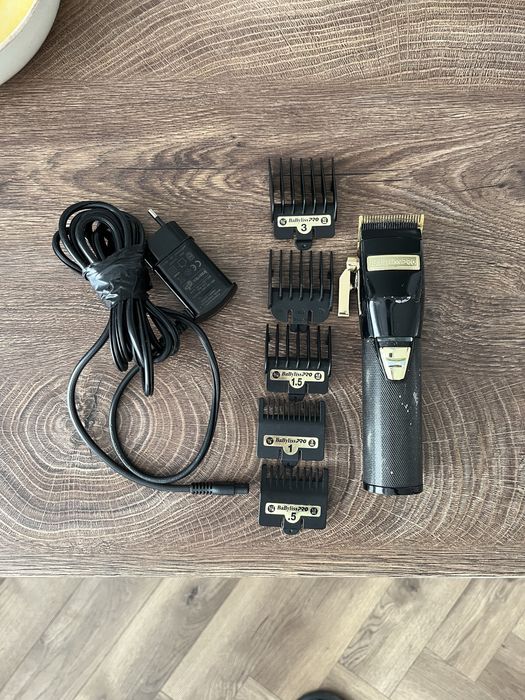 Професионална машинка за подстригване