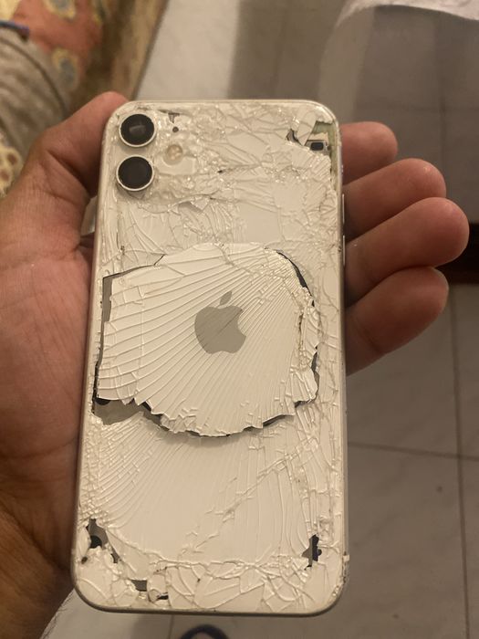 iphone 11  за части