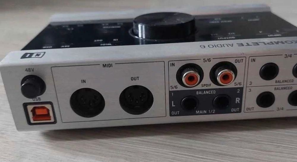 Звуковая карта! Native instruments komplete audio 6