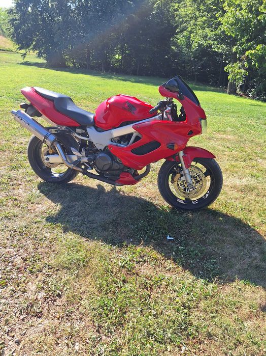Motocicleta de strada