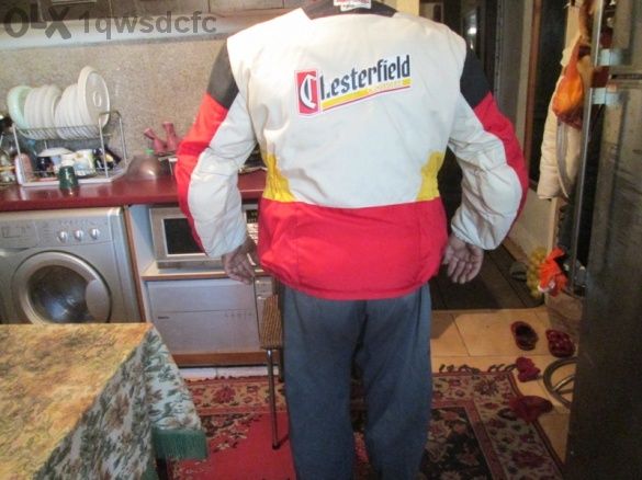 -20%Продавам Моториски якета 2 броя или бартер за лаптоп с камера мик