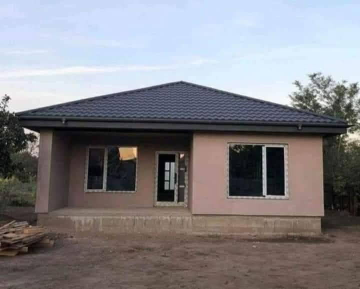 Vând case modulare pe structură metalică