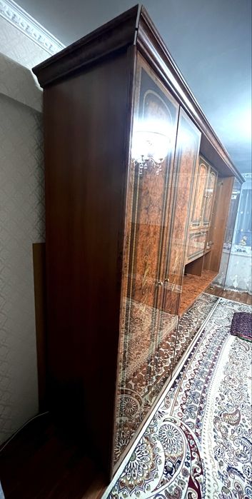 Продается шкаф стенка