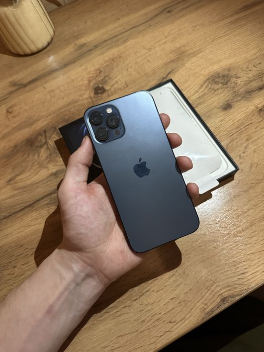 iPhone 12 Pro Max 128gb.