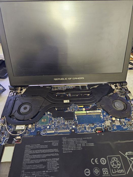 Asus RoG Zephyrus GX501VI, gpu defect, dezmembrez