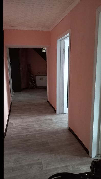 Продаётся 6-и комнатная квартира