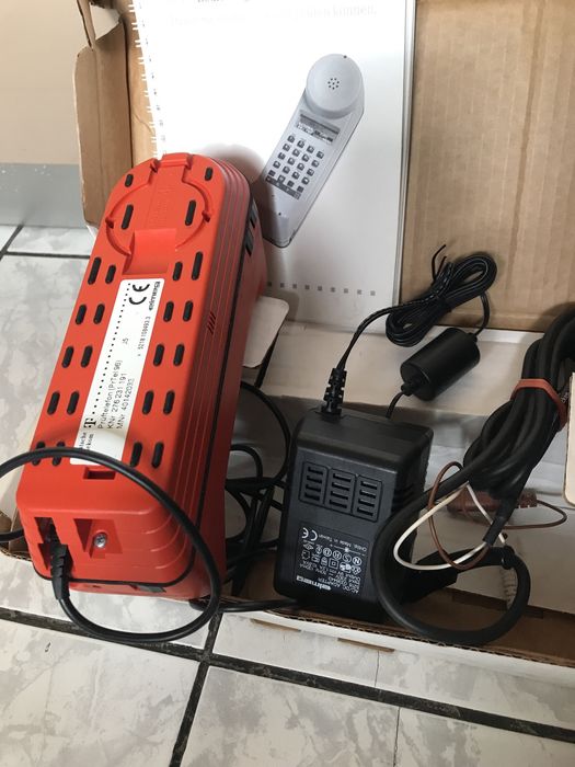 Telefon fix vechi din anii 90