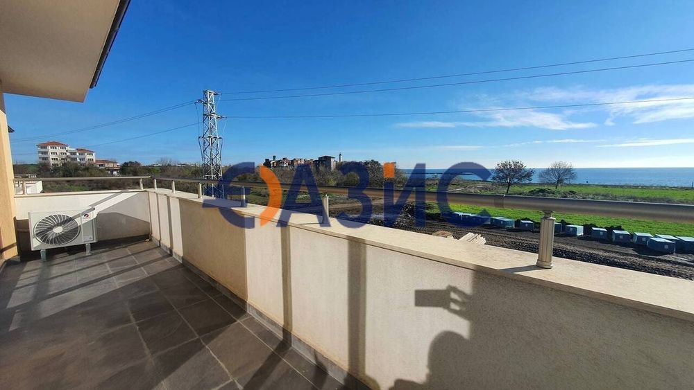 Напълно обзаведен апартамент с морска гледка в комплекс „Sole Mare“,