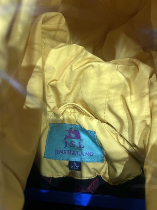 Зимняя куртка на девочку