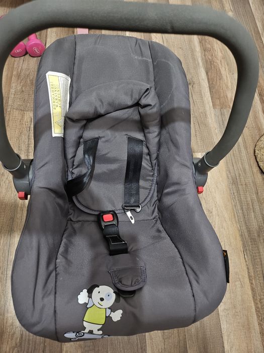 Кош за кола за новородено