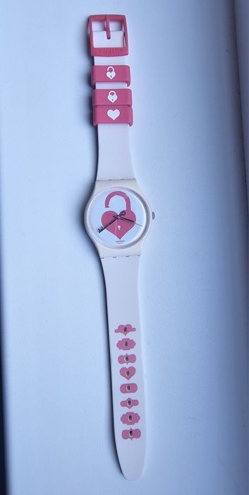 Дамски / момичешки часовник Swatch "Unlock My Heart", GZ292