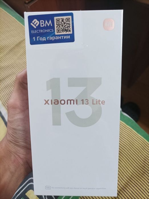 Xiaomi 13 Lite...