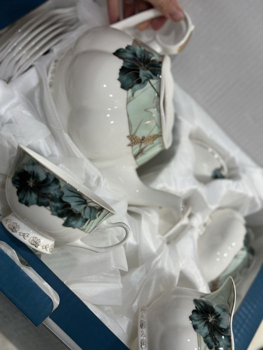 Сервиз чайный новый