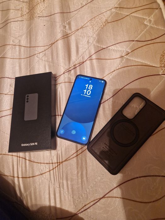 Samsung S24fe 8/128gb