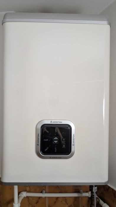 Dezmembrez boiler Ariston Velis 50 litri