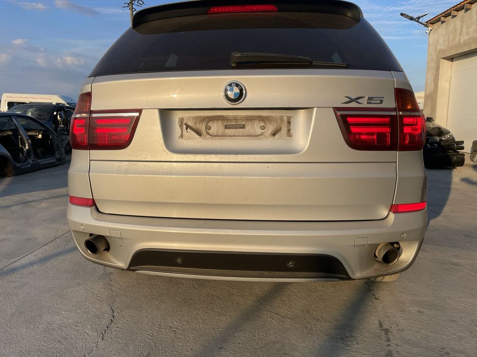 Bara fata capota bmw e70 lci x5 facelift