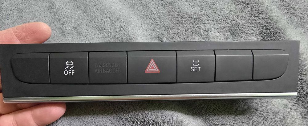 Лайсна двоен дин Audi A3 8p