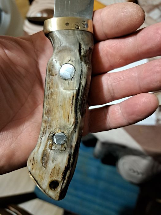 Ловен нож от дамаска стомана