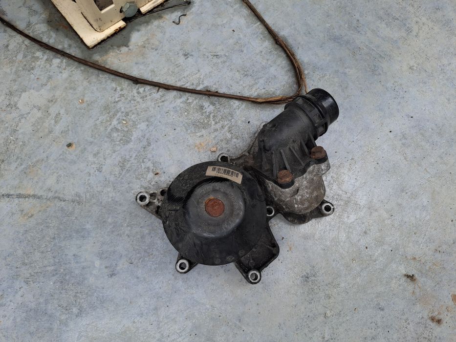 Водна помпа за бмв bmw е90 n57 245кс.