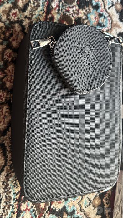 Sumka ( Lacoste)