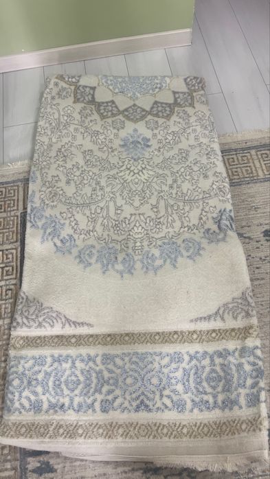 Продам новый ковер покупала в Астане