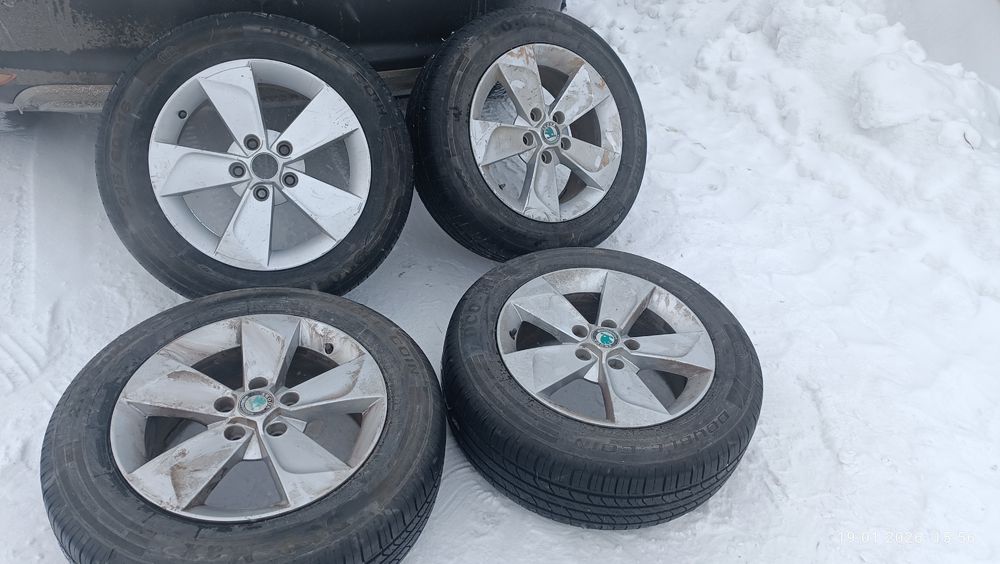 Продам Шкода Иетти