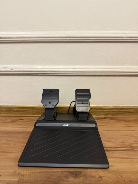 PlayStation 5(дисковой)+ игровой руль + 17 игр