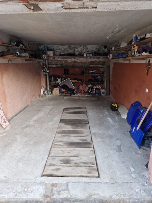 Продам гараж