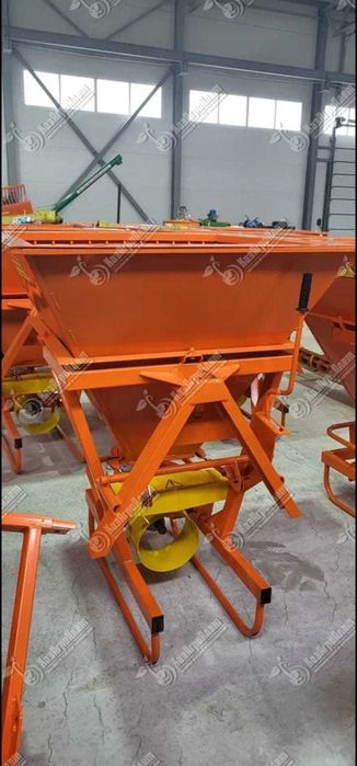 Пескоразбрасыватель навесной А-116Г