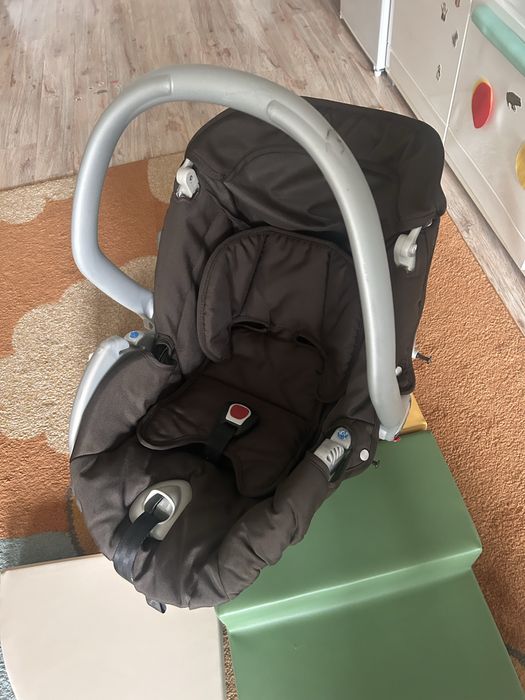 Кош /стол за кола / за носене