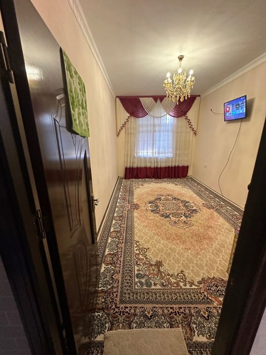 Продам Новый квартиру! Одно подездное Дом кирпичный адрес 6 микр возле