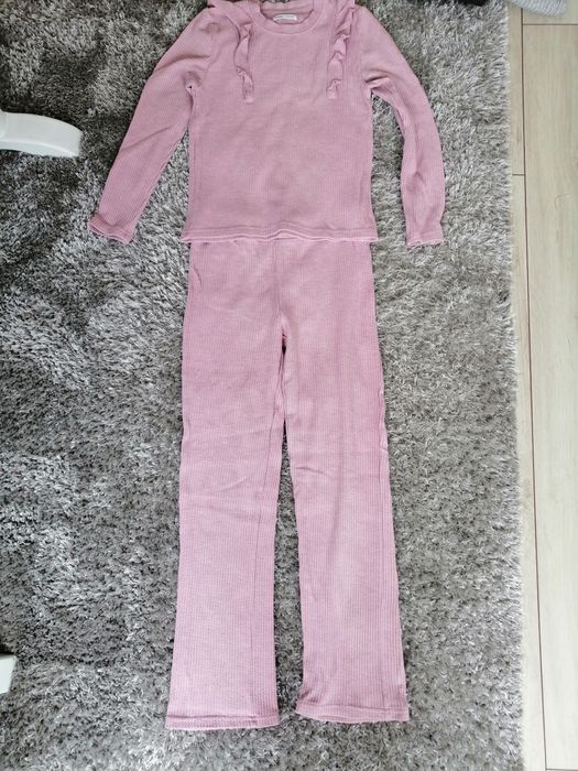 Дрешки от 116 до ръст 140