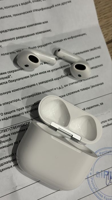 Apple AirPods 4 with Active Noise Cancellation наушники