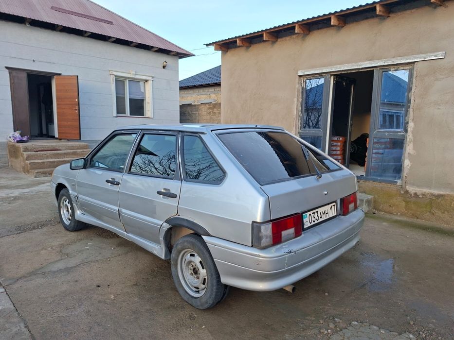 Lada 2114 год 2003