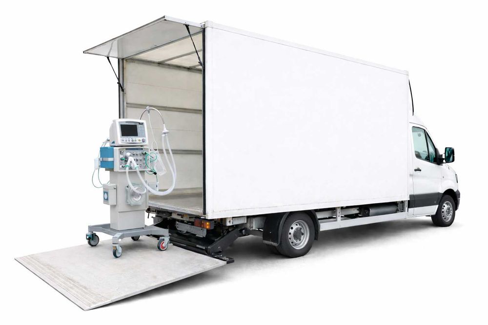 Servicii de transport marfa cu lift Bucuresti