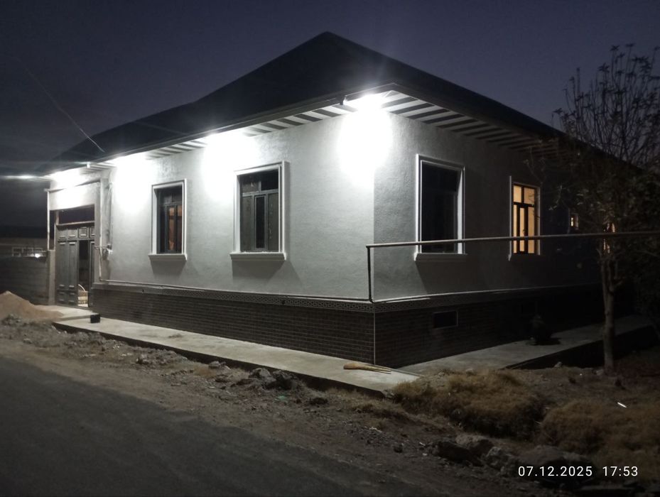 Jaloyir 13 maktabdan kiriladi yangi remont xovli sotiladi