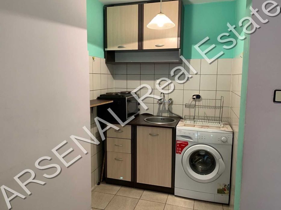 Дава се под наем Едностаен апартамент в София, Лозенец - 28 кв.м за 298.86 € - Снимка #1